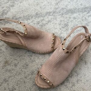 Female shoes